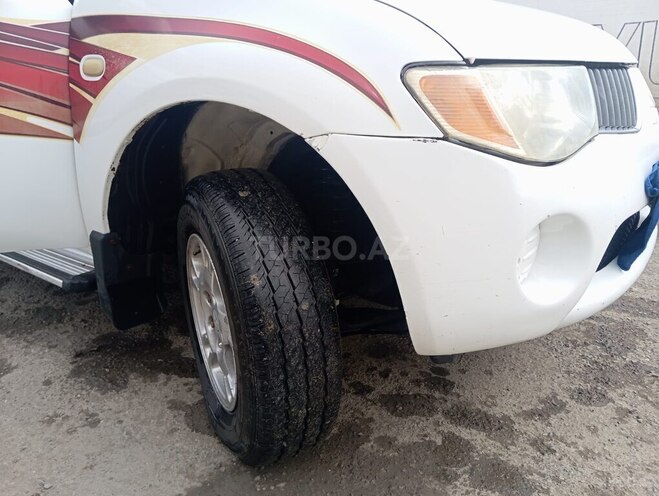 Mitsubishi L200 2008, 505,402 km - 2.5 l - Salyan