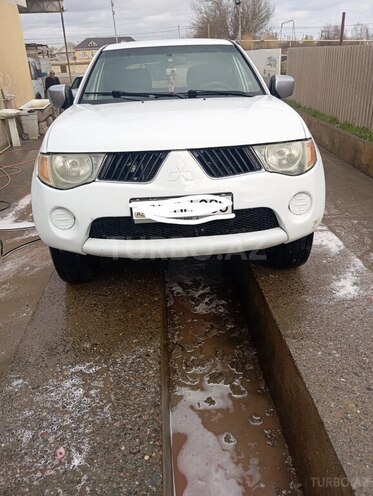 Mitsubishi L200 2008, 505,402 km - 2.5 l - Salyan