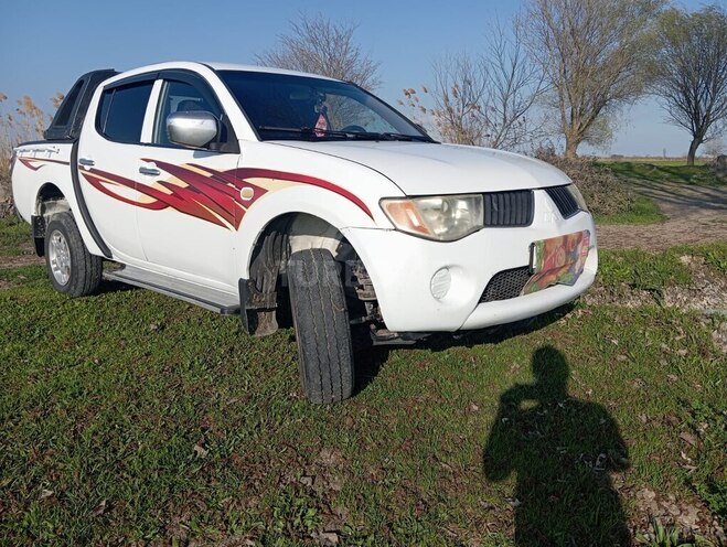 Mitsubishi L200 2008, 505,402 km - 2.5 l - Salyan