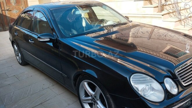 Mercedes E 320 4MATIC 2004, 445,000 km - 3.2 l - Bakı