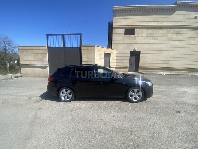 Chevrolet Cruze 2012, 350,000 km - 1.6 l - Quba