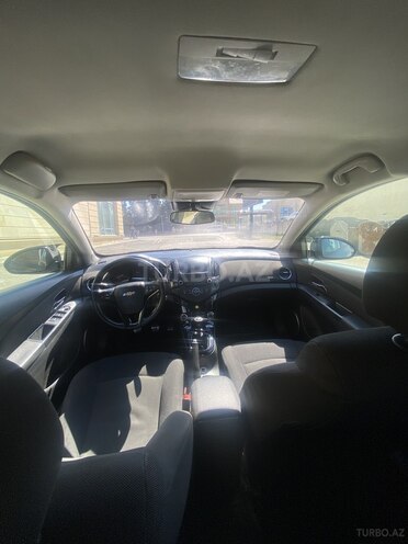 Chevrolet Cruze 2012, 350,000 km - 1.6 l - Quba