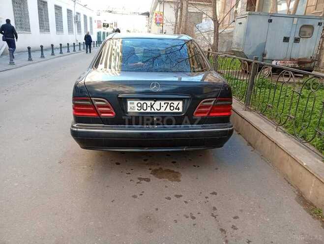 Mercedes E 220 d 2001, 348,000 km - 2.2 l - Bakı