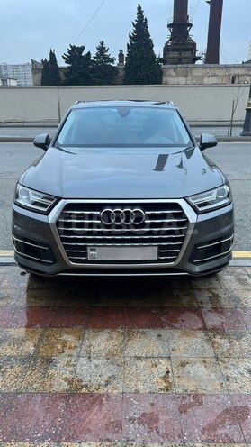 Audi Q7 2017, 37,000 km - 2.0 l - Bakı