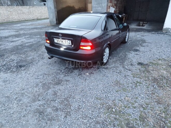 Opel Vectra 1997, 520,242 km - 1.6 l - Zaqatala