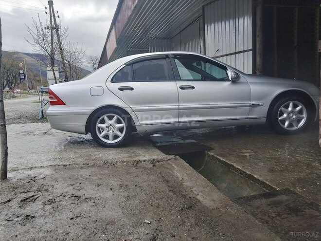 Mercedes C 200 2002, 200,000 km - 2.0 l - Şəki