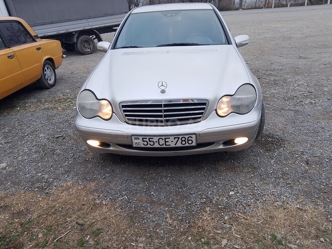 Mercedes C 200 2002, 200,000 km - 2.0 l - Şəki