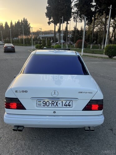 Mercedes E 220 1994, 47,000 km - 2.2 l - Bakı