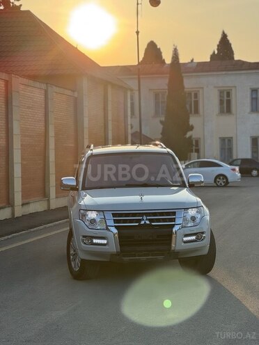 Mitsubishi Pajero 2007, 215,000 km - 3.0 л - Gəncə