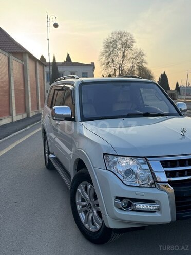 Mitsubishi Pajero 2007, 215,000 km - 3.0 л - Gəncə