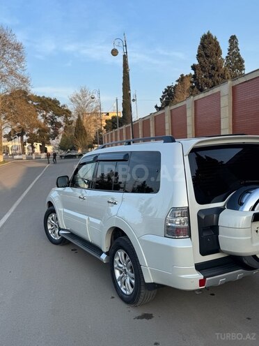 Mitsubishi Pajero 2007, 215,000 km - 3.0 л - Gəncə