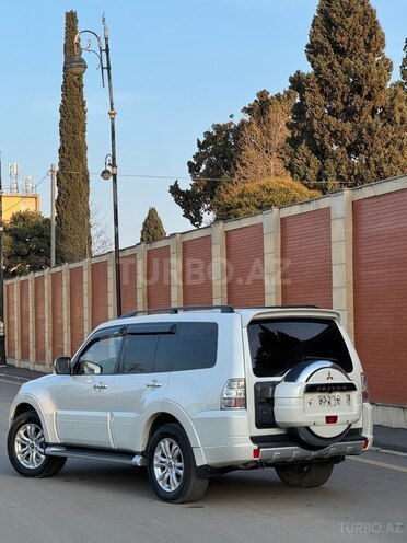 Mitsubishi Pajero 2007, 215,000 km - 3.0 л - Gəncə