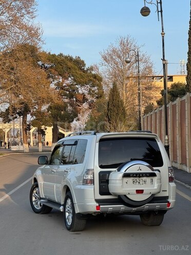 Mitsubishi Pajero 2007, 215,000 km - 3.0 л - Gəncə