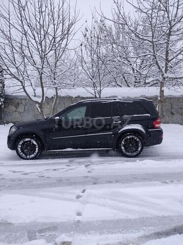 Mercedes GL 550 2007, 272,000 km - 5.5 l - Qəbələ