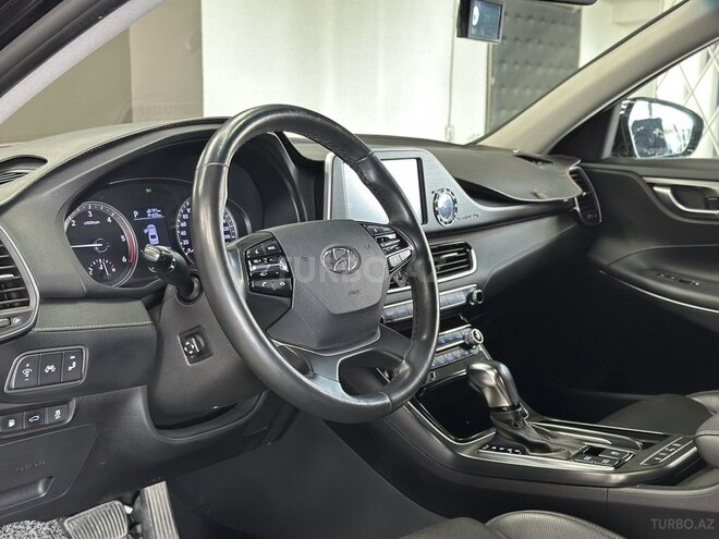 Hyundai Grandeur 2016, 210,000 km - 2.2 л - Bakı