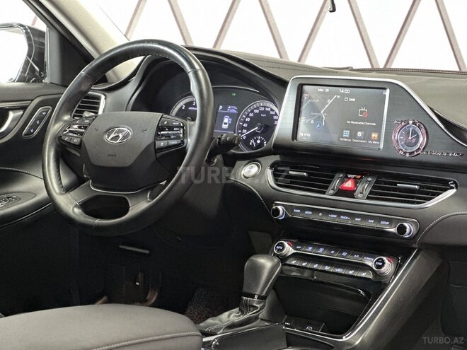 Hyundai Grandeur 2016, 210,000 km - 2.2 л - Bakı