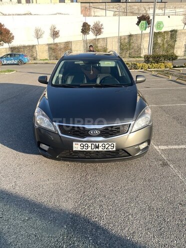 Kia Ceed 2009, 285,000 km - 1.6 л - Bakı
