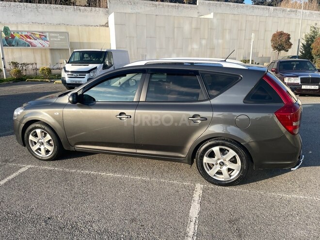 Kia Ceed 2009, 285,000 km - 1.6 л - Bakı