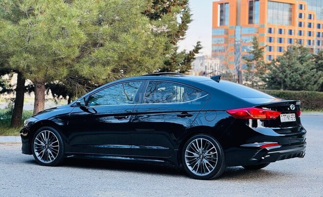 Hyundai Elantra 2017, 160,934 km - 1.6 l - Bakı
