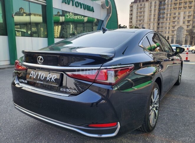 Lexus ES 300h 2022, 50,000 km - 2.5 l - Bakı