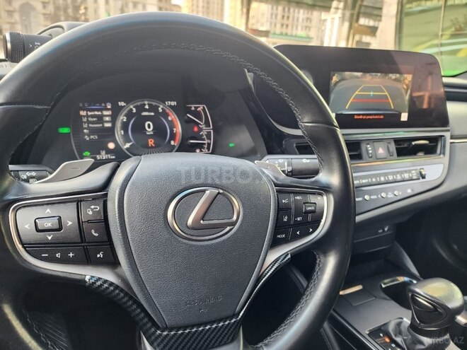 Lexus ES 300h 2022, 50,000 km - 2.5 l - Bakı