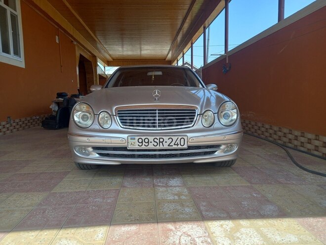 Mercedes E 320 2002, 270,000 km - 3.2 л - Beyləqan