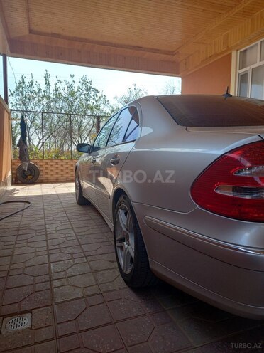Mercedes E 320 2002, 270,000 km - 3.2 л - Beyləqan