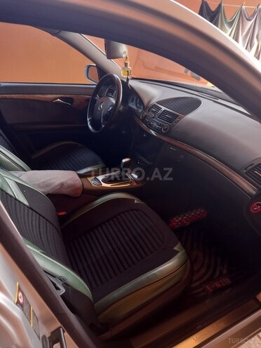 Mercedes E 320 2002, 270,000 km - 3.2 л - Beyləqan