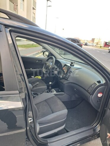 Hyundai i30 2009, 175,000 km - 1.6 l - Qusar