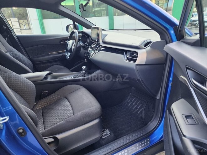Toyota C-HR 2021, 31,000 km - 2.0 l - Bakı