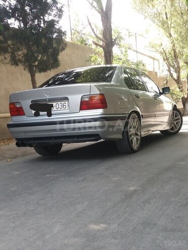 BMW 320 1993, 411,500 km - 2.5 l - Bakı