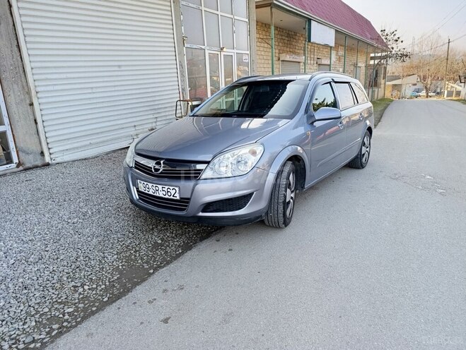 Opel Astra 2008, 251,500 km - 1.3 л - Şamaxı