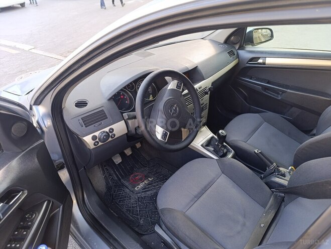 Opel Astra 2008, 251,500 km - 1.3 л - Şamaxı