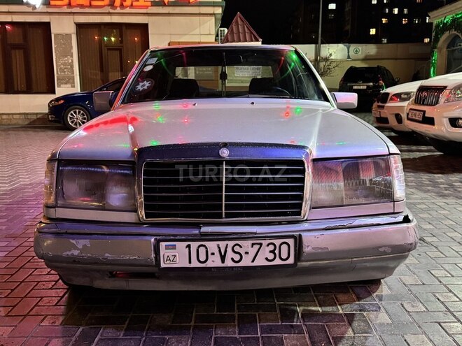 Mercedes E 220 1992, 460,000 km - 2.2 л - Bakı