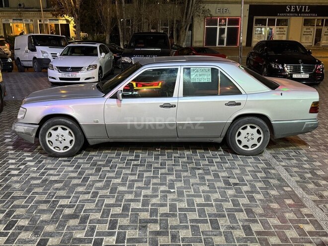 Mercedes E 220 1992, 460,000 km - 2.2 л - Bakı