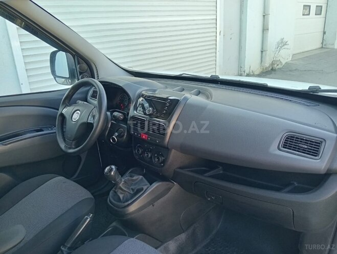 Fiat Doblo 2015, 172,000 km - 1.6 l - Bakı