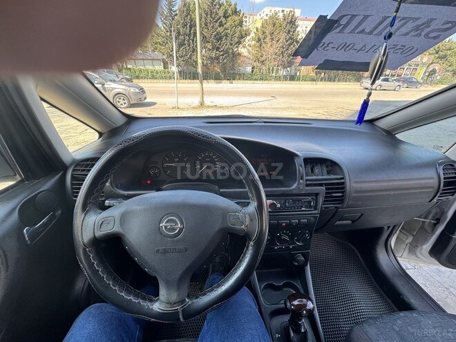 Opel Zafira 1999, 415,675 km - 1.8 l - Sumqayıt