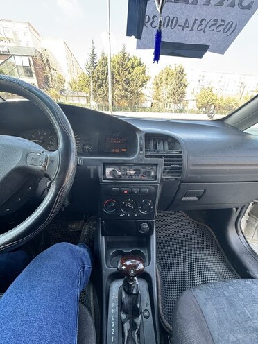 Opel Zafira 1999, 415,675 km - 1.8 l - Sumqayıt