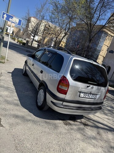Opel Zafira 1999, 415,675 km - 1.8 l - Sumqayıt
