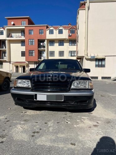 Mercedes C 230 1999, 386,243 km - 2.3 l - Quba