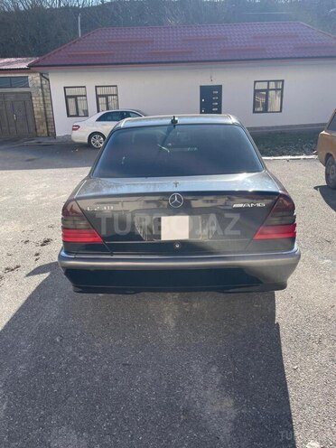 Mercedes C 230 1999, 386,243 km - 2.3 l - Quba