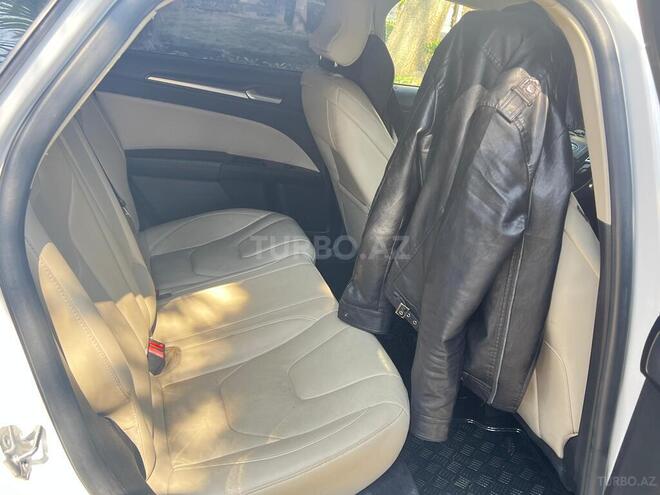 Ford Fusion (North America) 2016, 226,000 km - 2.0 l - Yevlax