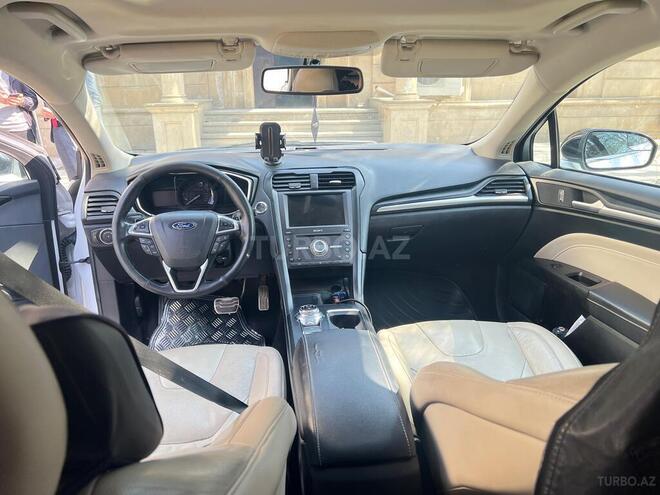 Ford Fusion (North America) 2016, 226,000 km - 2.0 l - Yevlax