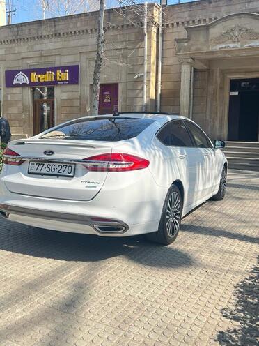 Ford Fusion (North America) 2016, 226,000 km - 2.0 l - Yevlax