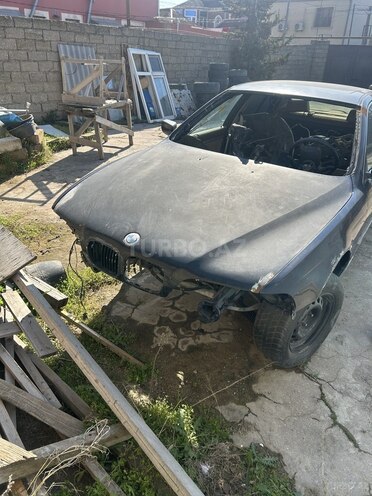 BMW 523 1998, 230,000 km - 2.5 л - Bakı