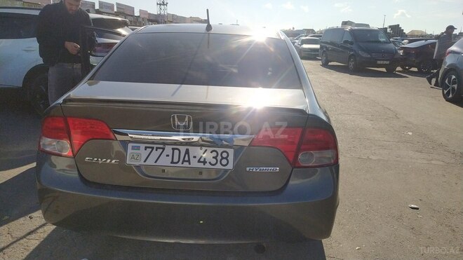 Honda Civic 2010, 312,276 km - 1.3 л - Zaqatala