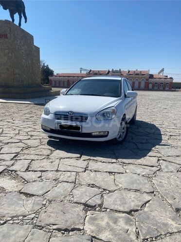 Hyundai Accent 2010, 300,000 km - 1.6 л - Naxçıvan