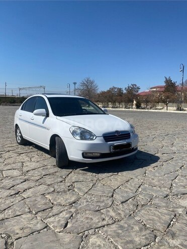 Hyundai Accent 2010, 300,000 km - 1.6 л - Naxçıvan