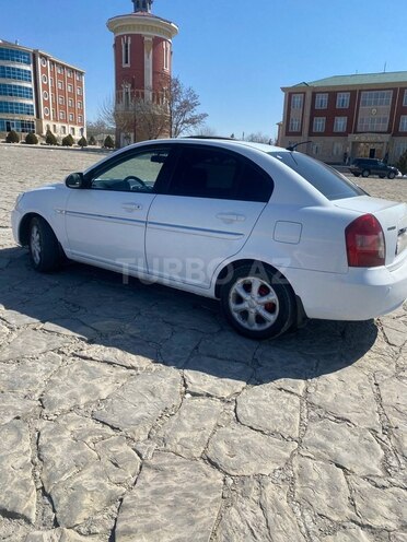 Hyundai Accent 2010, 300,000 km - 1.6 л - Naxçıvan