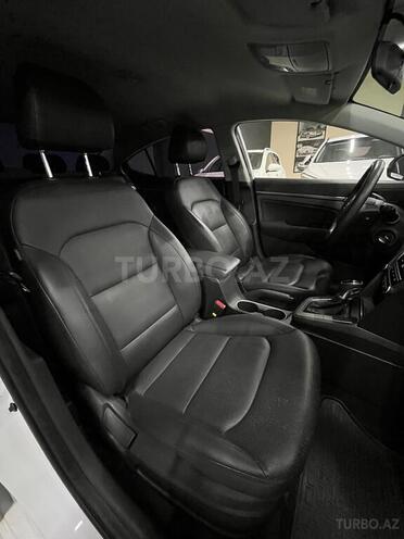 Hyundai Avante 2016, 206,008 km - 1.6 l - Bakı